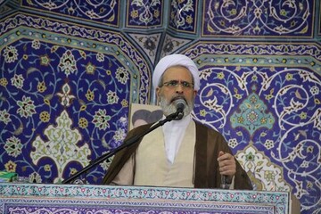 جریان های سیاسی پشت ملت را خالی نکنند/ دشمنان آرزوی تسلط به ایران را به گور می برند