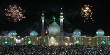مسجد جمکران ۱۰۶۹ ساله شد/ نظر مراجع تقلید در خصوص این مسجد