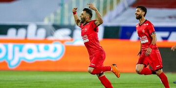 پرسپولیس با فتح دربی به صدر جدول رسید