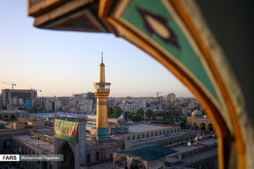 نقاره‌زنی در آستانه میلاد حضرت رضا(ع)