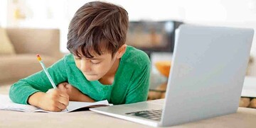 والدین از ارتباطات اینترنتی فرزندانتان آگاه شوید/خطر مکالمات جنسی در کمین بچه ها