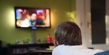 قوانین تلویزیون دیدن کودکان چیست؟/ غذا خوردن همراه با تلویزیون ممنوع!