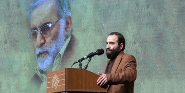 فرزند شهید فخری‌زاده: پدرم خود را پرورش‌یافته مکتب امام خمینی می‌دانست/ تعداد زیادی از نخبگان را به کشور بازگرداند