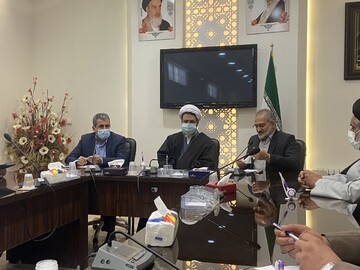 معاون پارلمانی رئیس‌جمهوری: کشور را از پشت مانیتور نمی‌توان اداره کرد