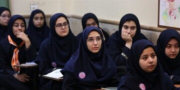 دانش‌آموزان با ۱۱ آسیب درگیرند