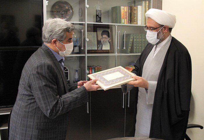 تفاهم نامه همکاری کمیته امداد و صدا و سیمای مرکز قم امضا شد کمیته امداد