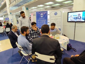 تصاویری از غرفه موسسه خاتم در اولین رویداد هم افزایی مدیریت ایران 1401 در مصلی تهران