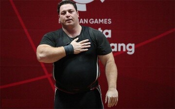 علی‌حسینی:‌ ستارگان وزنه‌برداری ایران رقابت سختی برای المپیک دارند