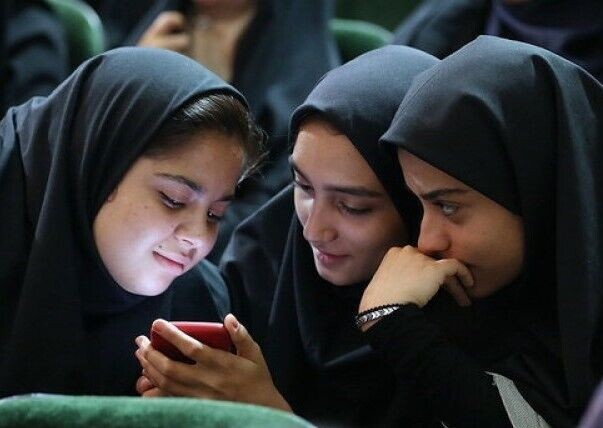 نوجوانی بهار زندگی نوجوان سلبریتیزدهمان