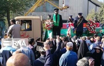 شاهچراغ برای لالههای حرم آغوش گشود