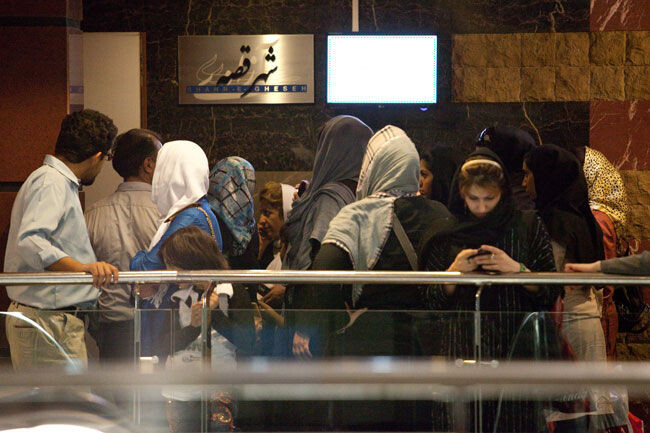 ساداتیان: سینما در شرایط بحرانی میتواند حال مردم را خوب کند سینما