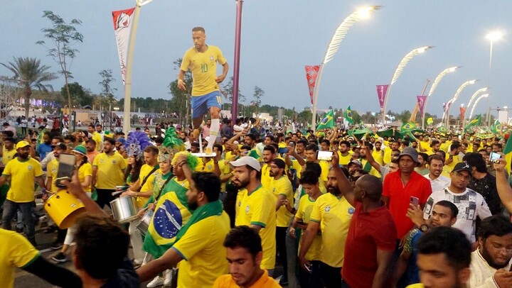 نگاهی به مهمترین خیابان دوحه در ایام جامجهانی؛ کورنیش، کوره داغ هواداران جامجهانی