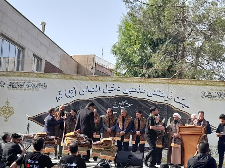 مراسم تقدیر از پیر غلامان حسینی در قم به روایت تصویر پیر غلامان حسینی