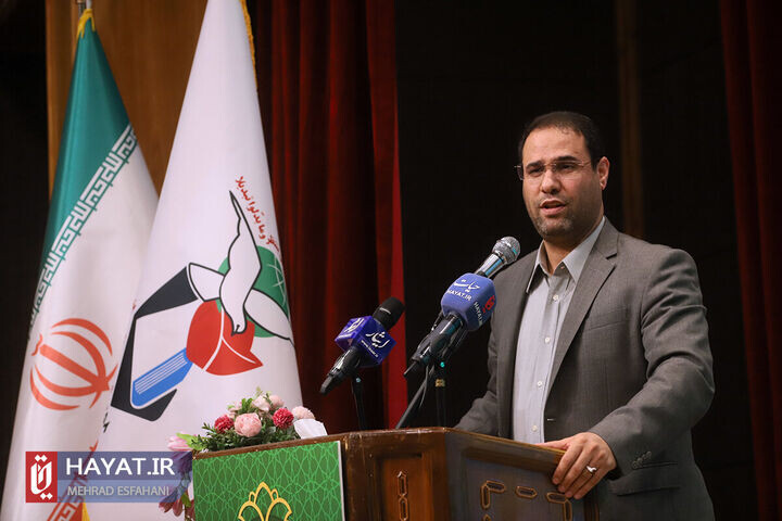 مدارس به دلیل آلودگی هوا تعطیل نمیشود  رضا مراد صحرایی