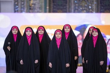 اجتماع زنان و دختران تهران به مناسبت میلاد حضرت زینب (س)