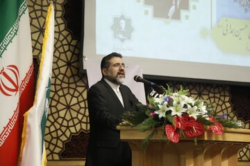 وزیر ارشاد: سردار همدانی ولایت را بر گروه‌های نِق‌زن ترجیح داد