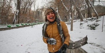 لبخند برفی در چهره ایران‌
