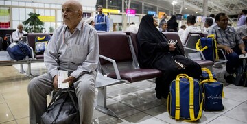 خسارت میلیاردی ایران از لغو عمره؛ عربستان اعتبار ویزاها را تمدید کند