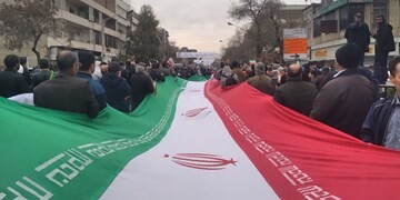 آسوشیتدپرس: ایرانیان چهل و پنجمین سالگرد انقلاب را جشن گرفتند