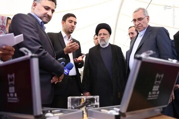 بازدید رئیس‌جمهور از خانه نوآوری و فناوری ایران در نمایشگاه بین‌المللی تهران