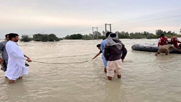 ادامه کمک‌رسانی ۲۰۰ تیم امدادی به سیل‌زدگان سیستان‌ و بلوچستان