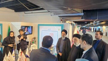 رئیس جمهور از نمایشگاه عملکرد و دستاوردهای بنیاد شهید و امور ایثارگران بازدید کرد