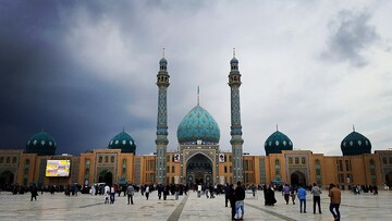 مسجد جمکران ۱۰۷۲ ساله شد
