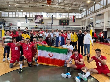 رئیسی خطاب به تیم ملی والیبال دانش‌آموزان؛ ایران به قهرمانی مقتدرانه شما افتخار می‌کند