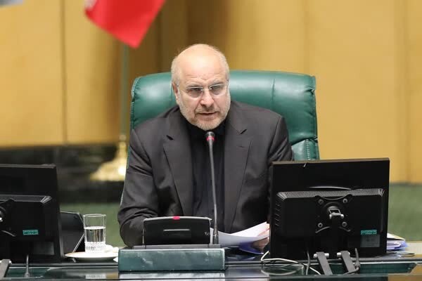 قالیباف: صدای واحد مسئولین، کلید اصلاح محاسبات دشمن در سیاست خارجی است محمدباقر قالیباف