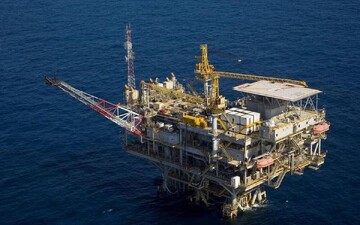 چهار قرارداد نفتی به ارزش ۲ میلیارد دلار امضا شد