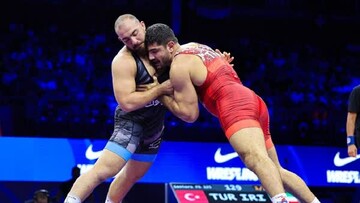 گزارش اتحادیه جهانی کشتی از رویارویی دوباره زارع و آکگول در المپیک