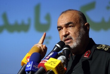 سلامی: از منافع ملی و امنیت کشور قاطعانه حفاظت می‌کنیم