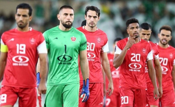 پرسپولیس دور از انتظار؛ ۳ اخراجی و اولین ۳ امتیاز نساجی پرسپولیس
