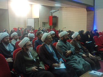 کارگاه آموزشی «مربی همیاران اجتماعی استان همدان برگزار شد+ تصاویر