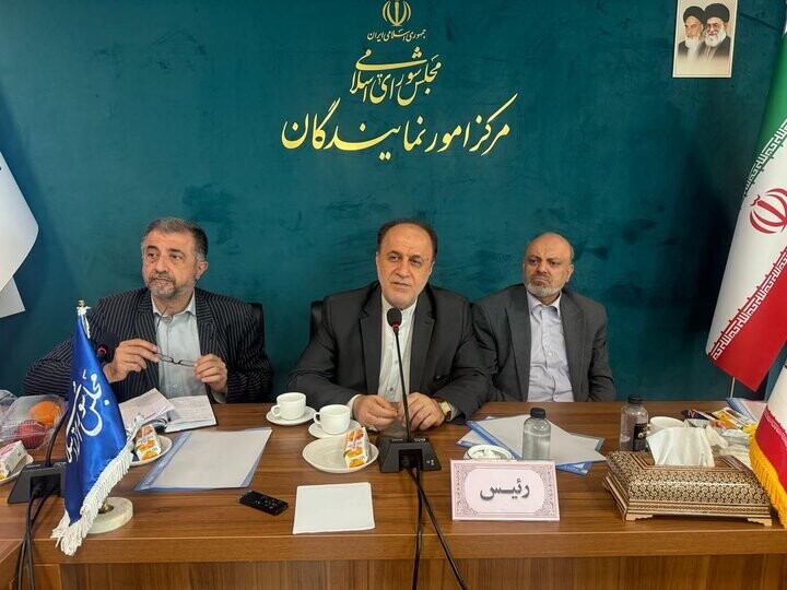 حاجیبابایی: قانون رتبهبندی معلمان به درستی اجرا نشد معلم