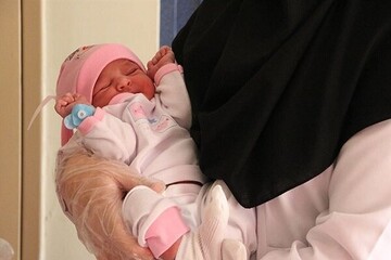 افزایش حقوق ماماها از تیر ماه