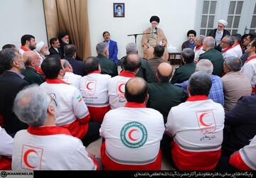 دیدار رهبر معظم انقلاب اسلامی با اعضای ستاد برگزاری کنگره ملی شهدای امدادگر +عکس