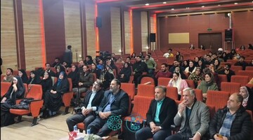 چهارمین همایش ملی " خانواده پایا" طرح تحکیم خانواده در شازند برگزار شد