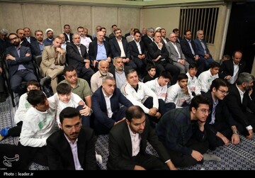 دیدار جمعی از معلمان با رهبر معظم انقلاب