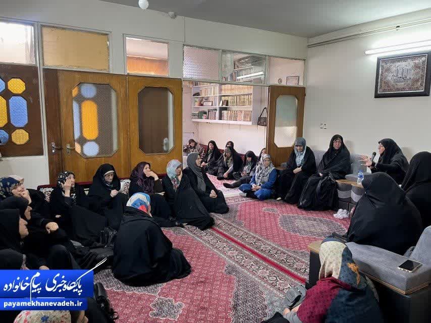 برنامههای هفته ازدواج با استقبال پرشور جوانان برگزار شد