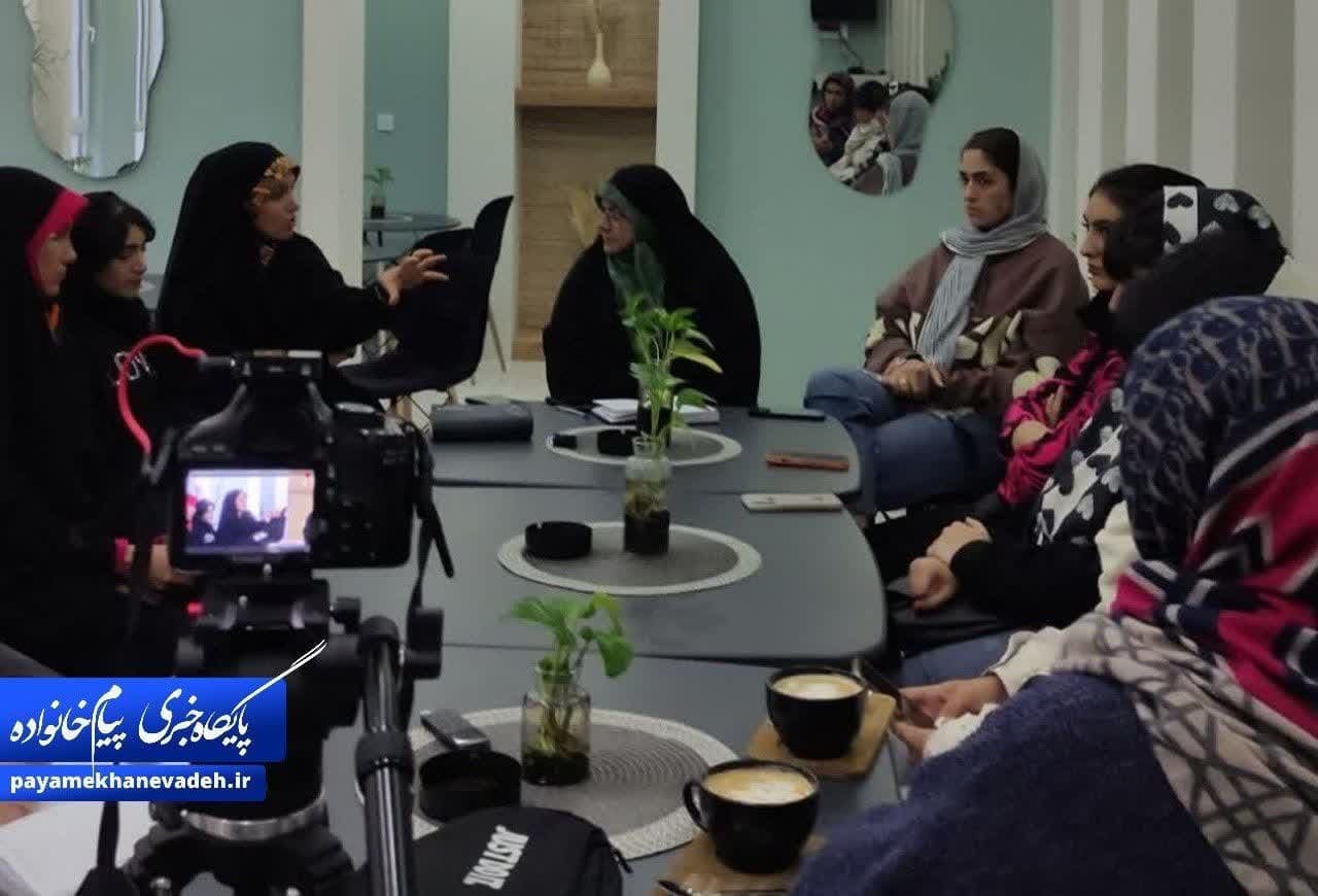 برنامه‌های هفته ازدواج با استقبال پرشور جوانان برگزار شد