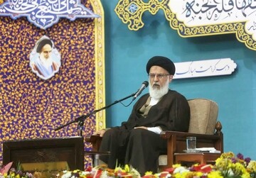 اولویت مهم حوزه و دانشگاه برای مقابله با جنگ شناختی دشمن