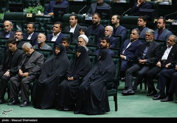 مراسم بزرگداشت شهدای خدمت در مجلس شورای اسلامی