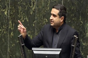 شرایط حوزه سلامت بحرانی است