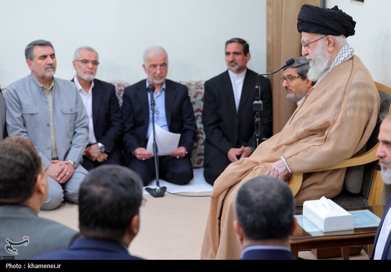 دیدار وزیر کشور و استانداران با رهبر معظم انقلاب