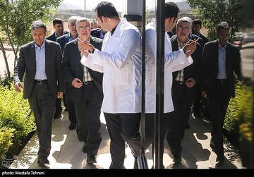 رونمایی از ٢٣ داروی جدید گروه سلامت و دارویی برکت