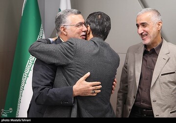 رونمایی از ٢٣ داروی جدید گروه سلامت و دارویی برکت