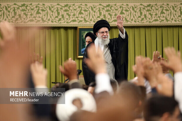 آیت الله خامنه ای