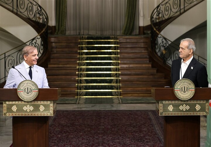 پزشکیان: از هر اقدامی در صلح بین هند و پاکستان استقبال میکنیم پزشکیان: از هر اقدامی در صلح بین هند و پاکستان استقبال میکنیم