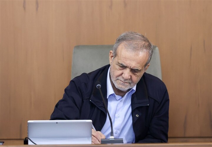 تبریک پزشکیان به مناسبت افتخارآفرینی کاروان ورزش کارگری